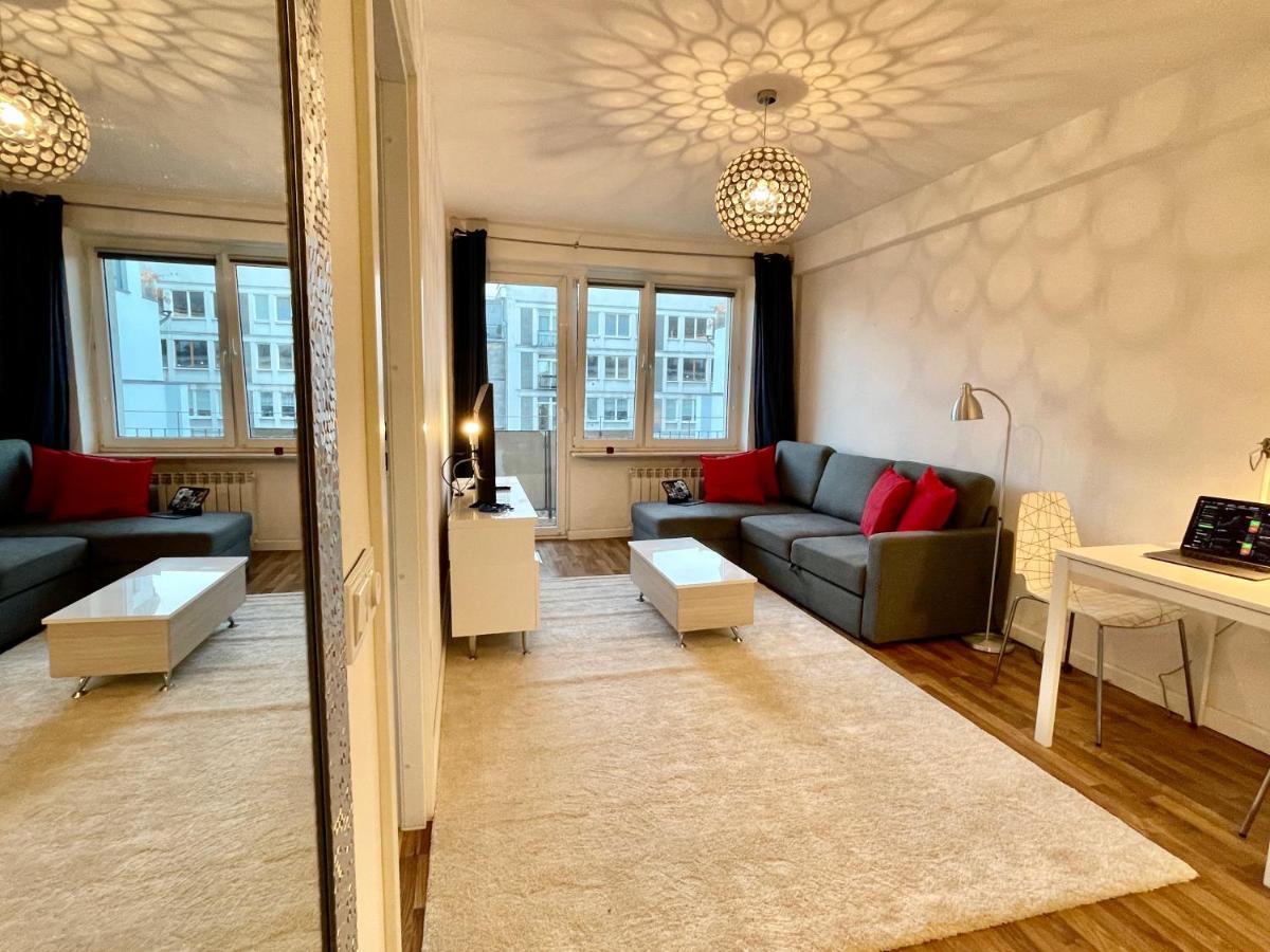 Decor 2 Metro Fast Wifi 55'Tv Netflix Hbo Cozy Varsóvia Exterior foto