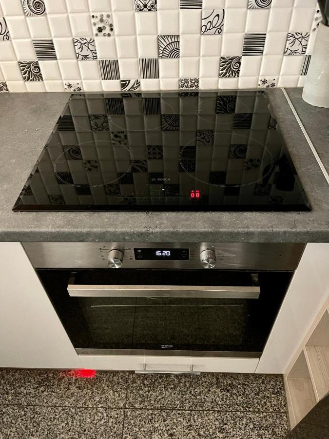 Decor 2 Metro Fast Wifi 55'Tv Netflix Hbo Cozy Varsóvia Exterior foto